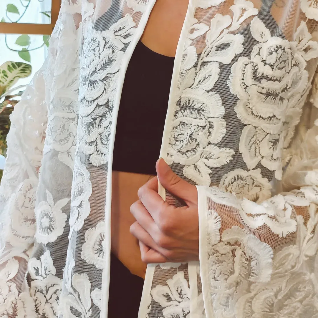 کت زنانه ی دانتل بلونا طرح گل